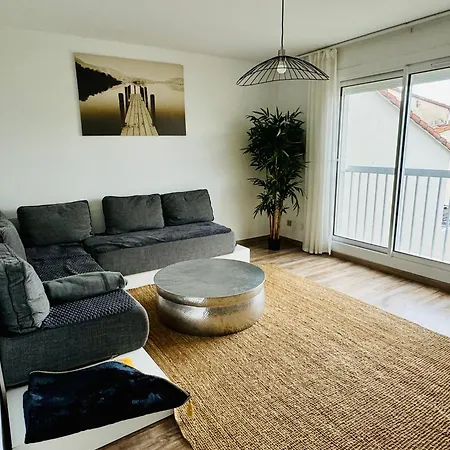 Grande Maison Avec Exterieur *