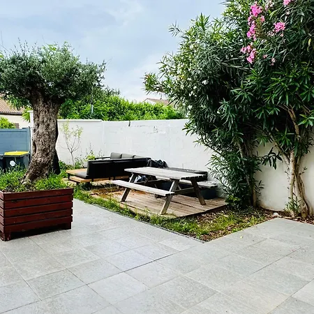 Grande Maison Avec Exterieur Valence (Drome)